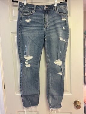 Old Navy Distressed Rockstar Super Skinny Jeans